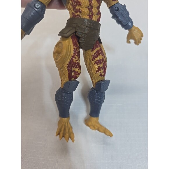 Hunter Series City Hunter Predator 7" Lanard Action Figure 2020 - Picture 2 of 8